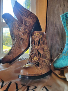 MYRA Tentor Western Leather Booties