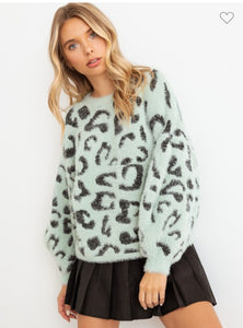 Long Sleeve Eyelash Leopard Knit Top