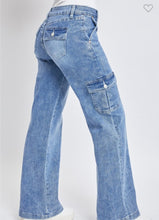 Load image into Gallery viewer, YMI Junior Low Rise Straight Leg Cargo Skate Jeans
